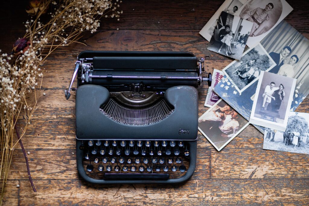 Machine à écrire biographie